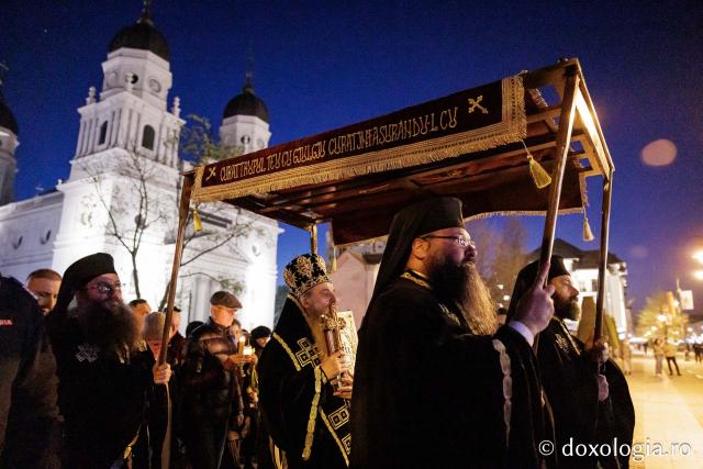 (Foto) Prohodul Domnului la Catedrala Mitropolitana din Iași – 2026
