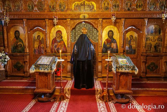 Marea Luni la Mănăstirea Almaș din județul Neamț