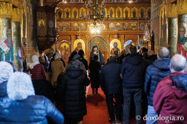 Marea Luni la Mănăstirea Almaș din județul Neamț