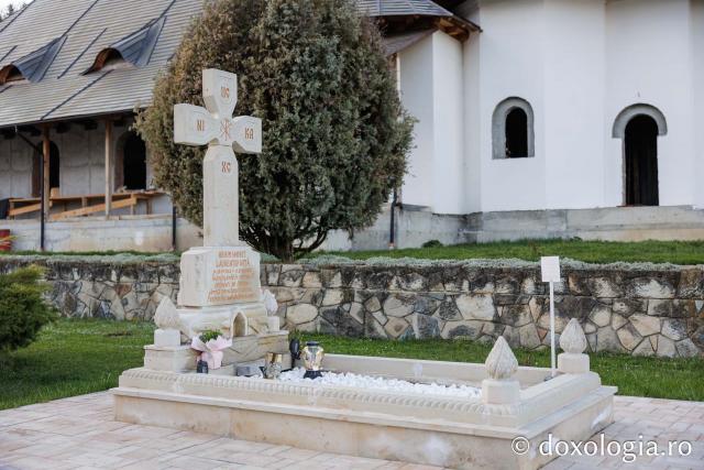 Marea Luni la Mănăstirea Almaș din județul Neamț