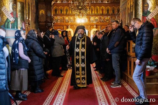 Marea Luni la Mănăstirea Almaș din județul Neamț