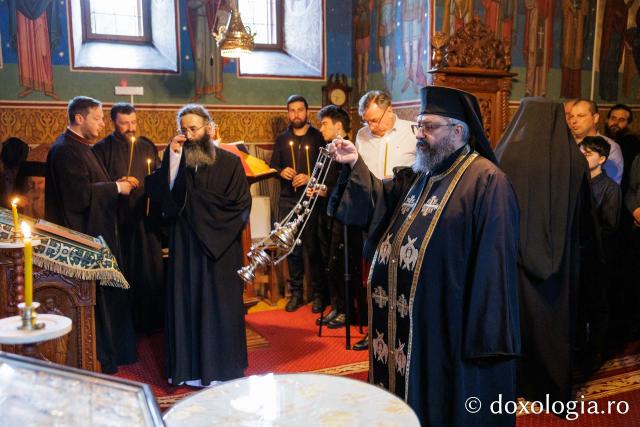 Marea Luni la Mănăstirea Almaș din județul Neamț