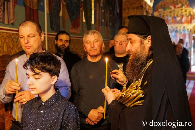 Marea Luni la Mănăstirea Almaș din județul Neamț