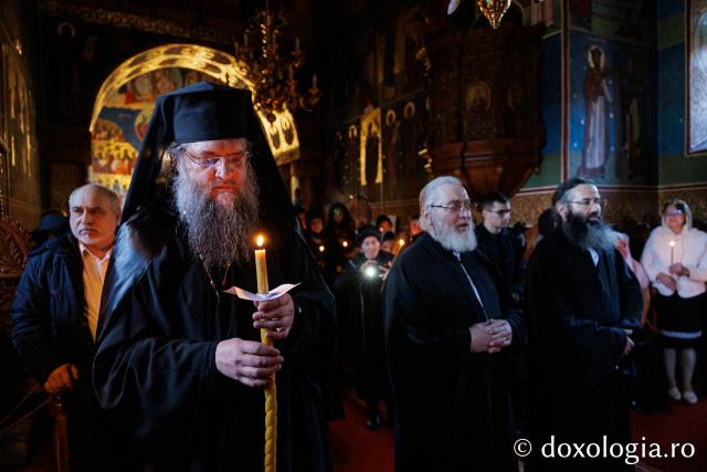 Marea Luni la Mănăstirea Almaș din județul Neamț