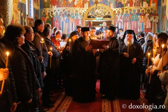 Marea Luni la Mănăstirea Almaș din județul Neamț