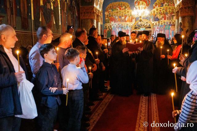 Marea Luni la Mănăstirea Almaș din județul Neamț