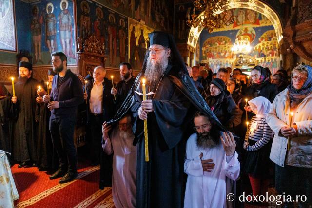 Marea Luni la Mănăstirea Almaș din județul Neamț