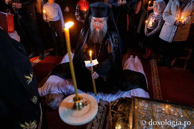 Marea Luni la Mănăstirea Almaș din județul Neamț