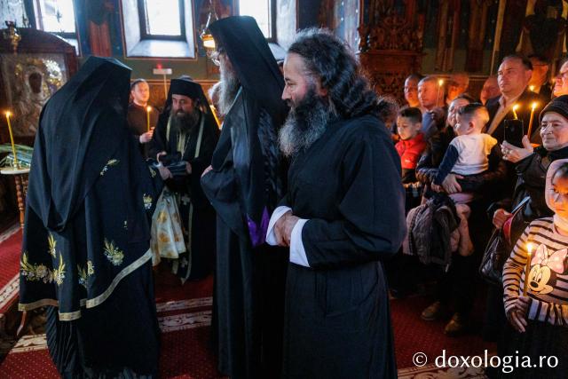 Marea Luni la Mănăstirea Almaș din județul Neamț