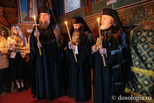 Marea Luni la Mănăstirea Almaș din județul Neamț