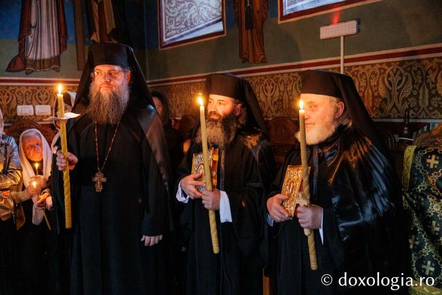 Marea Luni la Mănăstirea Almaș din județul Neamț