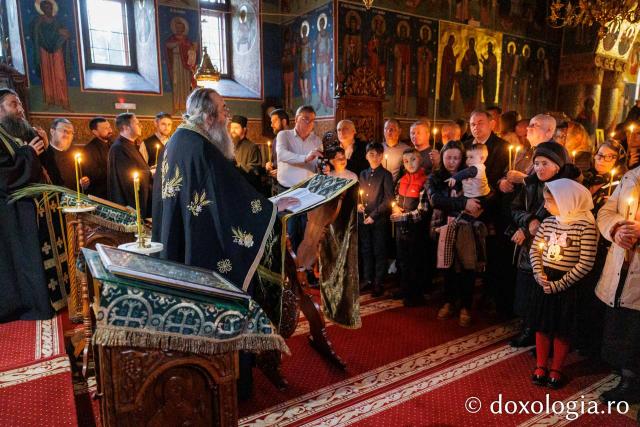 Marea Luni la Mănăstirea Almaș din județul Neamț