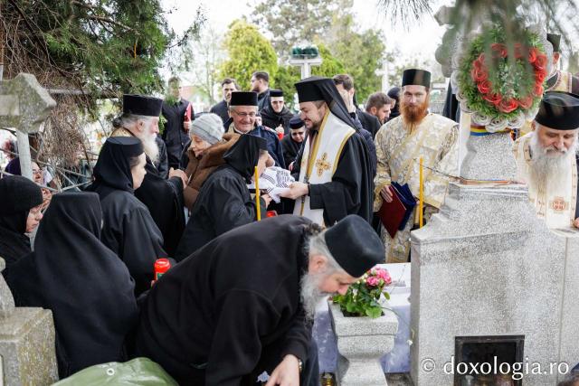 Moaștele Sfintei Mărturisitoare Blandina de la Iași au fost deshumate