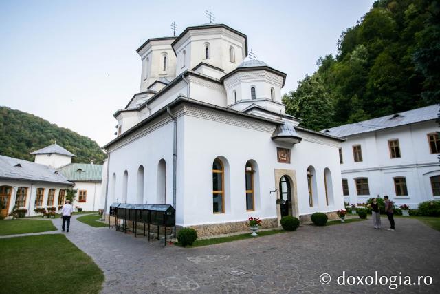 Mănăstirea Tismana