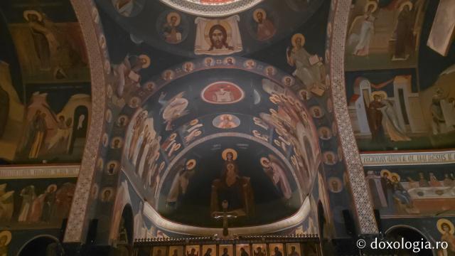 Mănăstirea „Martirii Neamului” Muncel