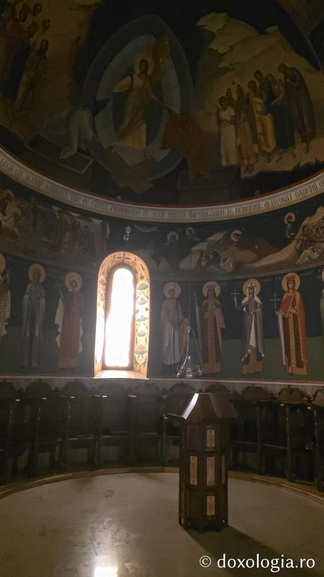 Mănăstirea „Martirii Neamului” Muncel