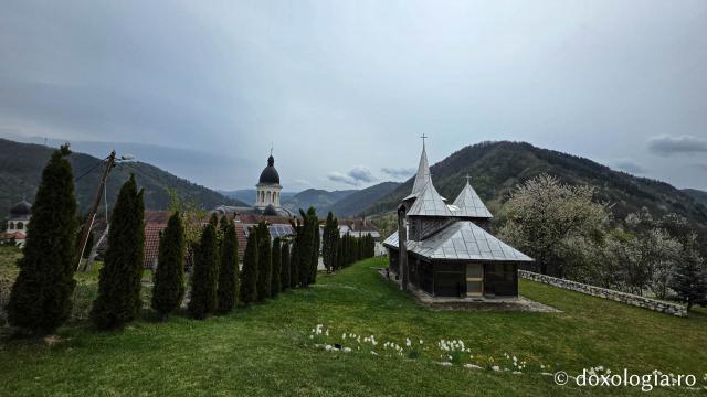 Mănăstirea „Martirii Neamului” Muncel