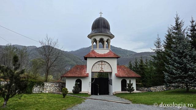 Mănăstirea „Martirii Neamului” Muncel