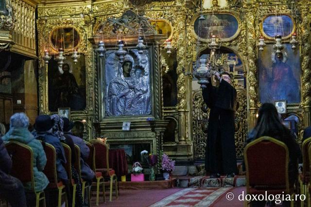 Marea Marți la Biserica „Sfântul Spiridon” din Iași