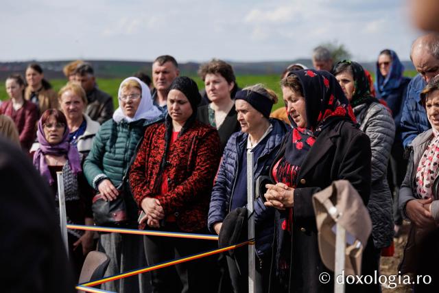 A fost pusă piatra de temelie pentru biserica din localitatea Alexești – Ipatele