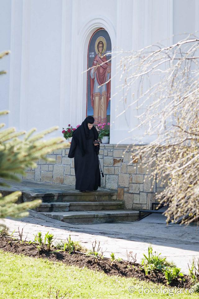 (Foto) Mănăstirea Durău, în așteptarea proclamării locale a canonizării Sfintei Mavra