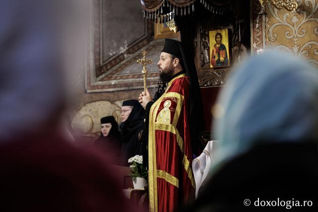 Priveghere la Mănăstirea Durău