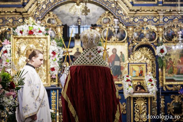 Priveghere la Mănăstirea Durău