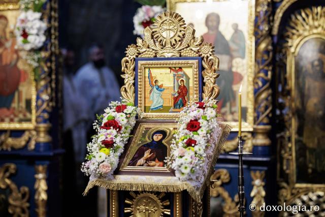 Priveghere la Mănăstirea Durău