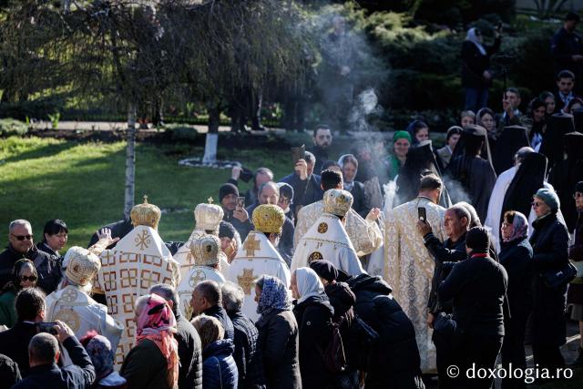 Sfânta Liturghie cu ocazia proclamării locale a canonizării Sfintei Cuvioase Mavra de pe Ceahlău