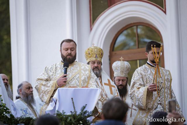 Sfânta Liturghie cu ocazia proclamării locale a canonizării Sfintei Cuvioase Mavra de pe Ceahlău
