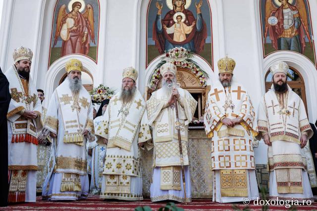 (Foto) Proclamarea locală a canonizării Sfintei Cuvioase Mavra de pe Ceahlău