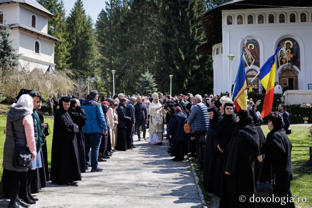 (Foto) Proclamarea locală a canonizării Sfintei Cuvioase Mavra de pe Ceahlău