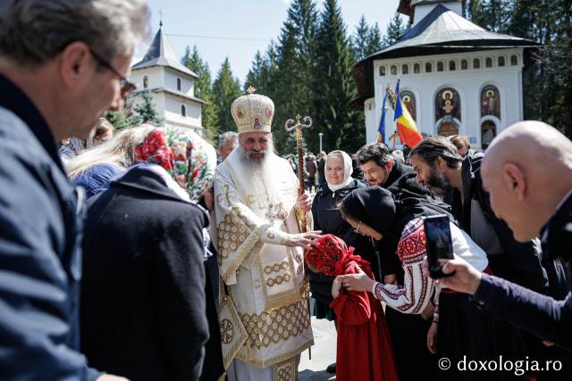 (Foto) Proclamarea locală a canonizării Sfintei Cuvioase Mavra de pe Ceahlău