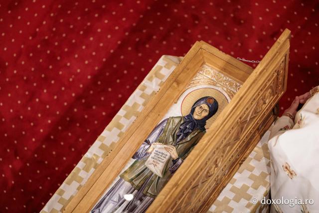 Racla cu moaștele Sfintei Mărturisitoare Blandina de la Iași