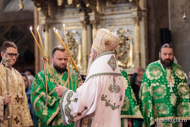 Praznicul Cincizecimii, la Catedrala Mitropolitană din Iași