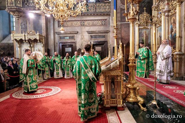 Praznicul Cincizecimii, la Catedrala Mitropolitană din Iași
