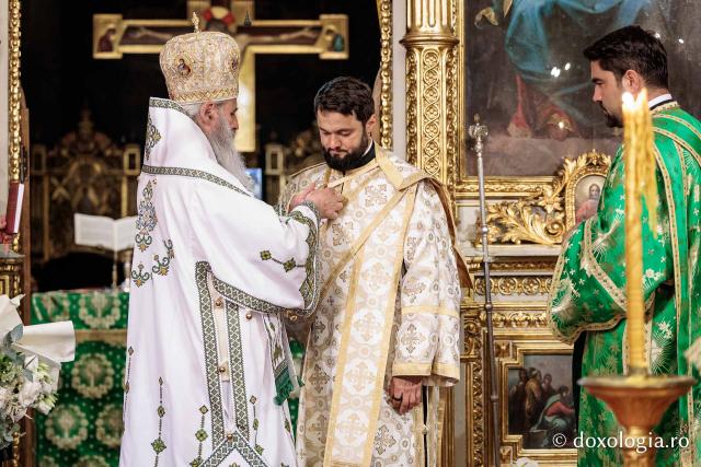 Praznicul Cincizecimii, la Catedrala Mitropolitană din Iași