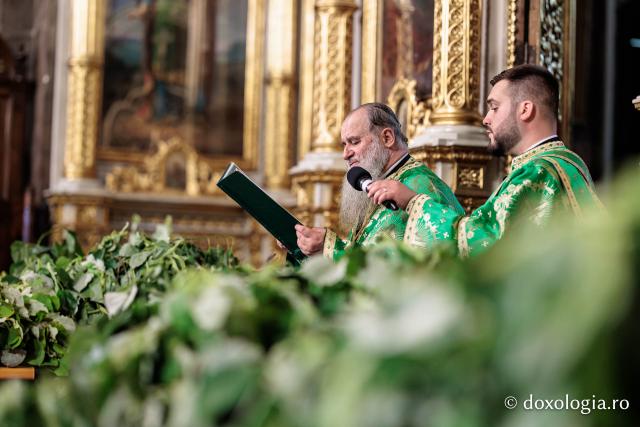 Praznicul Cincizecimii, la Catedrala Mitropolitană din Iași