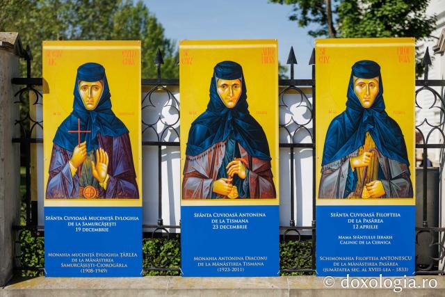 Expoziția Sfintele femei românce ale Centenarului Patriarhiei Române