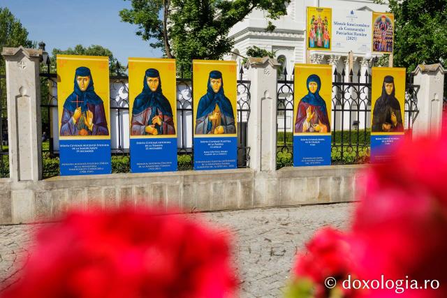 Expoziția Sfintele femei românce ale Centenarului Patriarhiei Române
