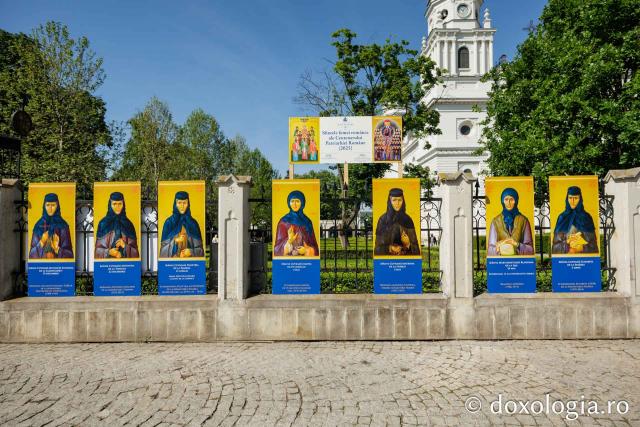 Expoziția Sfintele femei românce ale Centenarului Patriarhiei Române