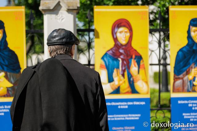 Expoziția Sfintele femei românce ale Centenarului Patriarhiei Române