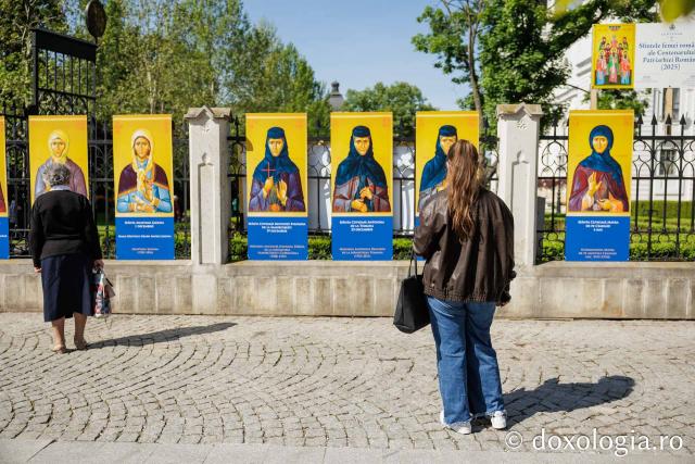 Expoziția Sfintele femei românce ale Centenarului Patriarhiei Române