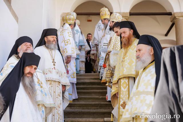 Sfânta Liturghie de la Proclamarea Canonizării Sfintei Cuvioase Matrona de la Hurezi