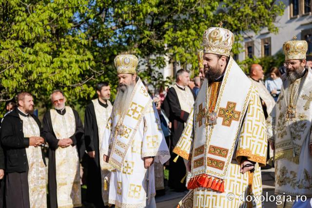 Sfânta Liturghie de la Proclamarea Canonizării Sfintei Cuvioase Matrona de la Hurezi