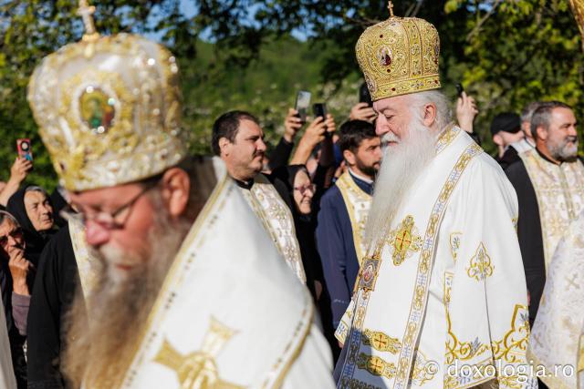 Sfânta Liturghie de la Proclamarea Canonizării Sfintei Cuvioase Matrona de la Hurezi