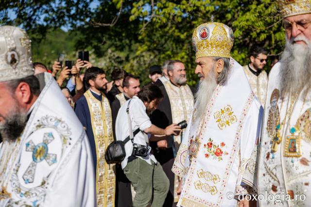 Sfânta Liturghie de la Proclamarea Canonizării Sfintei Cuvioase Matrona de la Hurezi