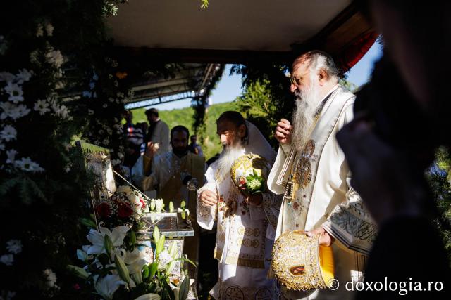 Sfânta Liturghie de la Proclamarea Canonizării Sfintei Cuvioase Matrona de la Hurezi