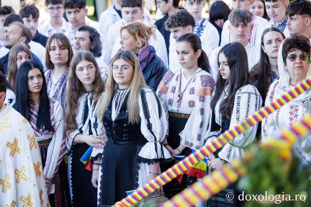 Sfânta Liturghie de la Proclamarea Canonizării Sfintei Cuvioase Matrona de la Hurezi