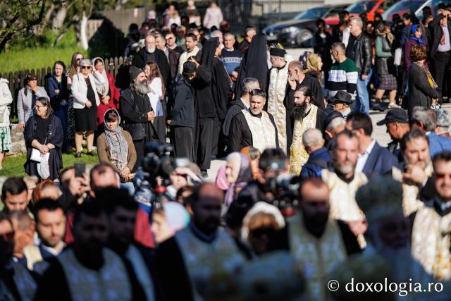Sfânta Liturghie de la Proclamarea Canonizării Sfintei Cuvioase Matrona de la Hurezi